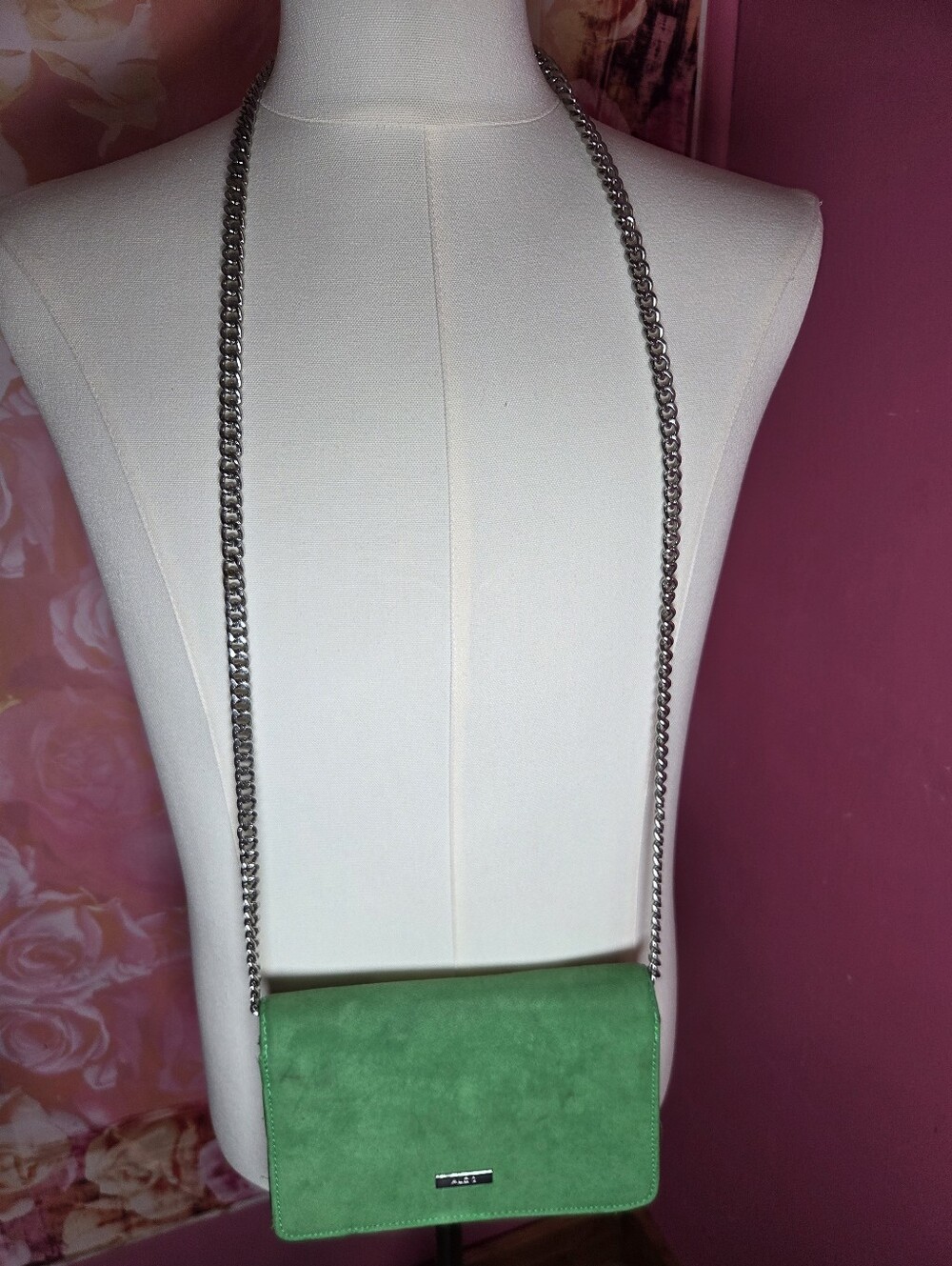 Green Embellished Chain Crossbody Bag - Picture 2 of 10